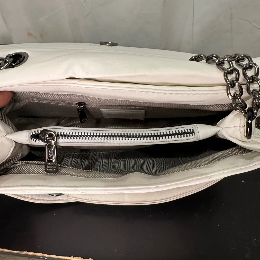 Yves Saint Laurent Loulou White Quilted Shoulder Bag - Picture 11 of 11